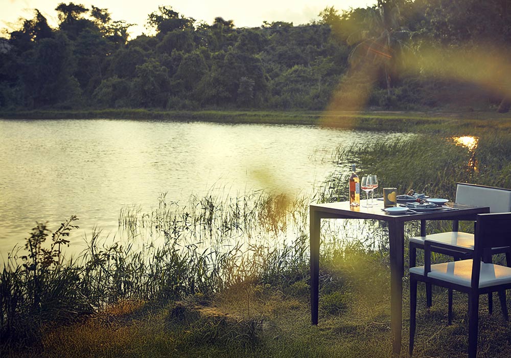 Dining By The Lake