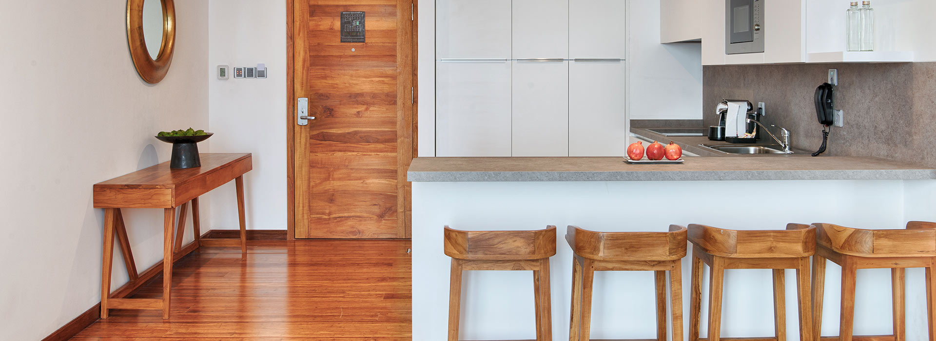 Serviced Apartment