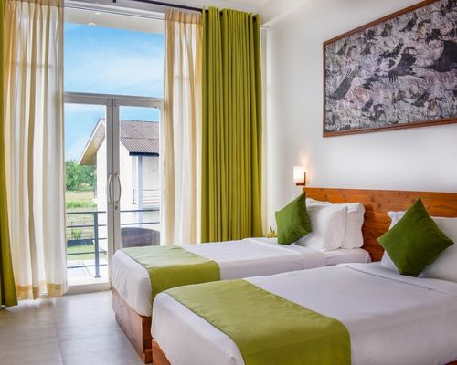 Deluxe Room (Twin)