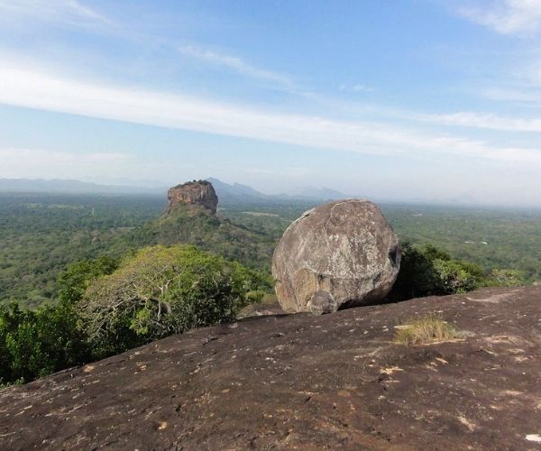 Pidurangala Rock