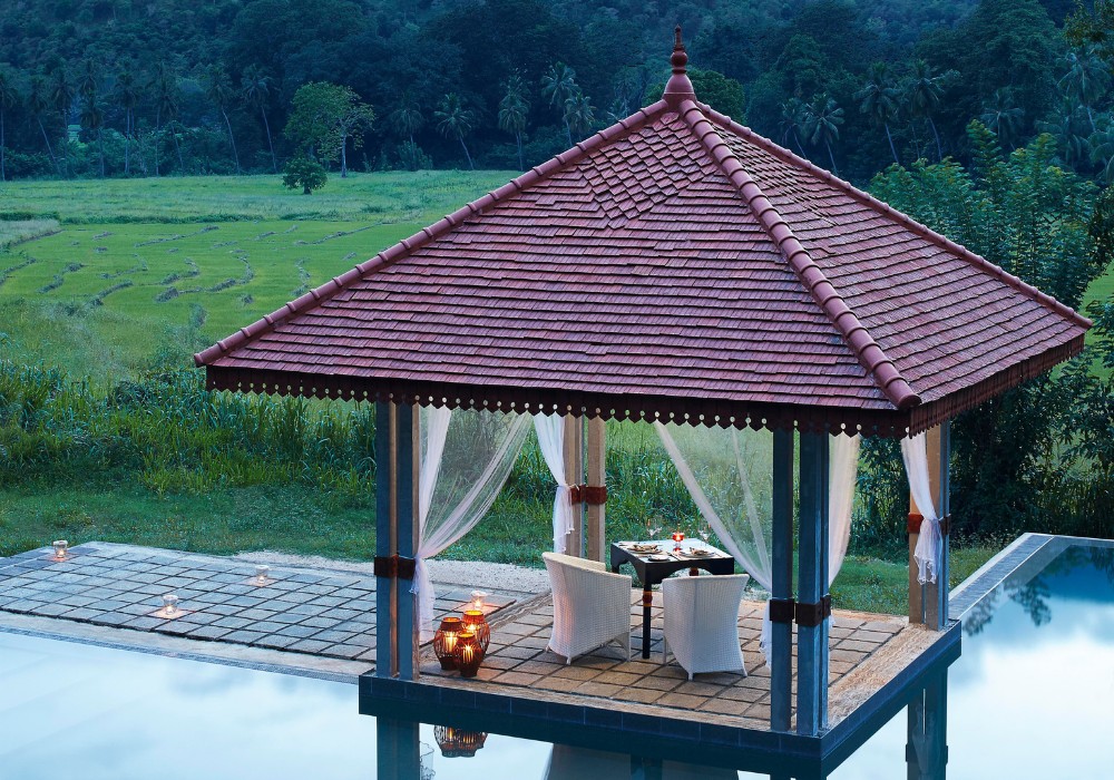 Romantic Pool Deck Dining