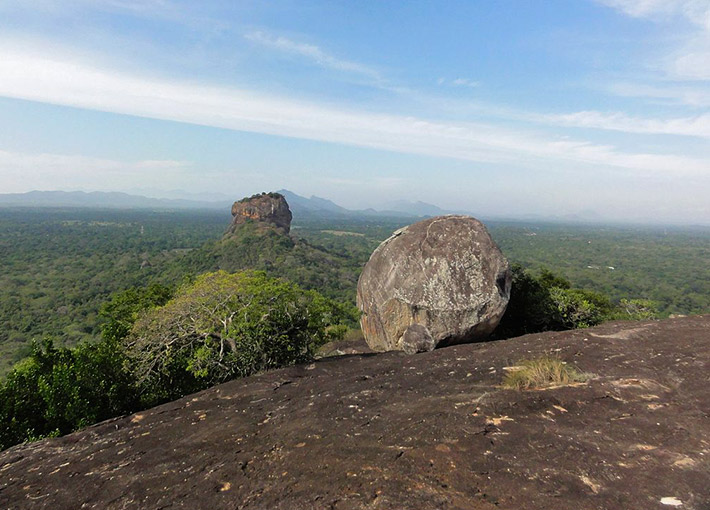 Pidurangala Rock
