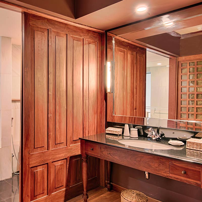 Luxury Room - Spa Wing