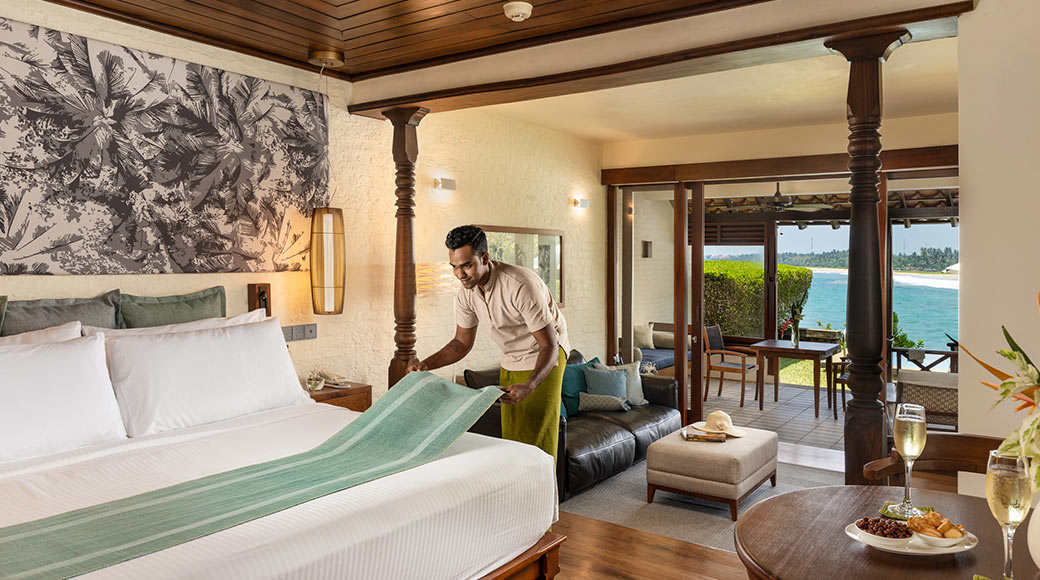 Deluxe Suite with Pool
