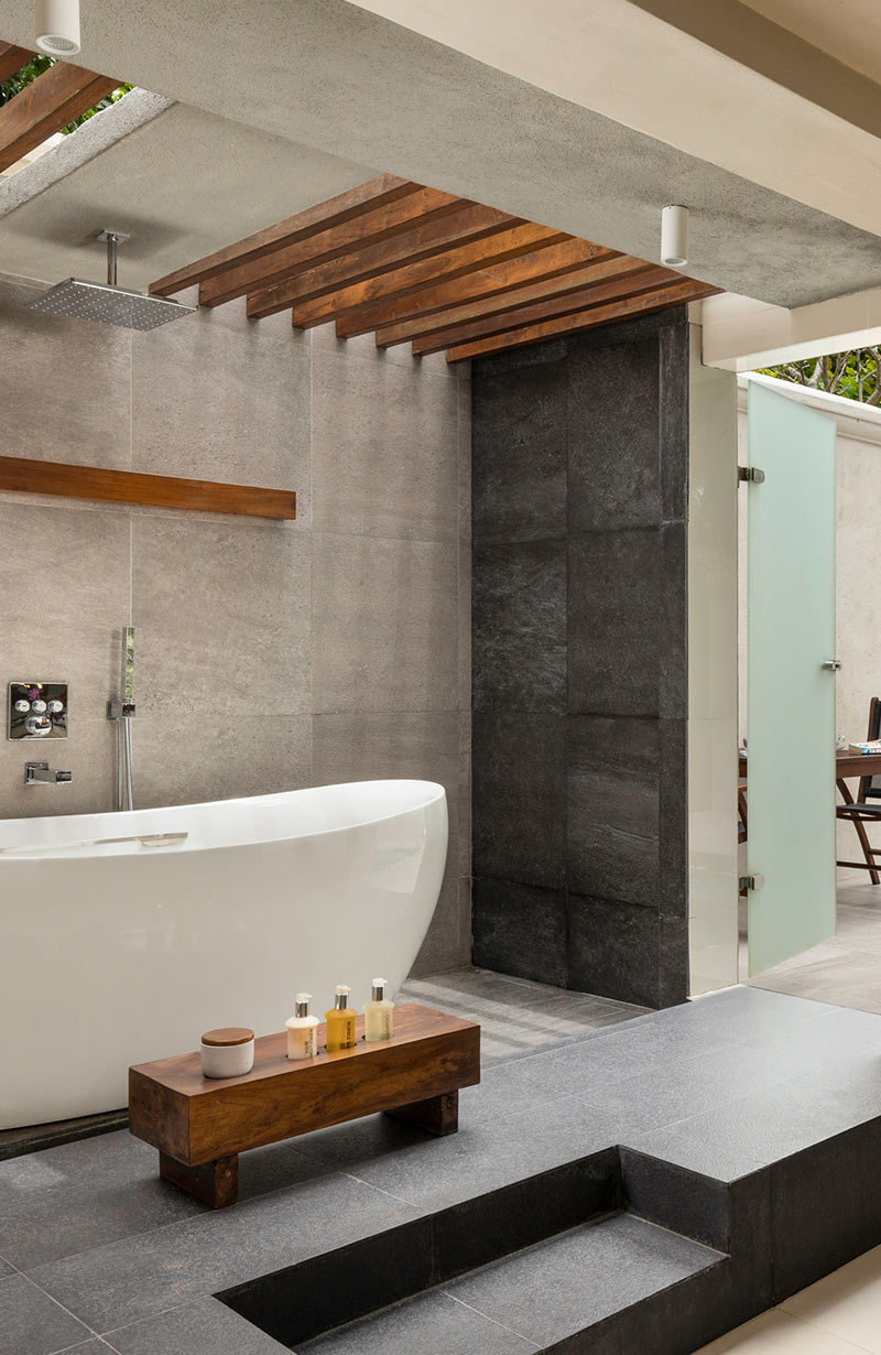 Grand deluxe suite with pool