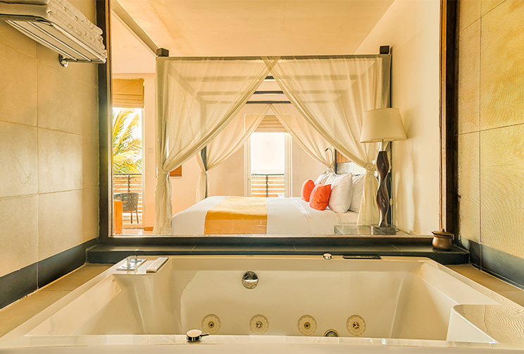 Luxury Baths in the Suite