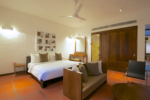 Deluxe Room (Queen)