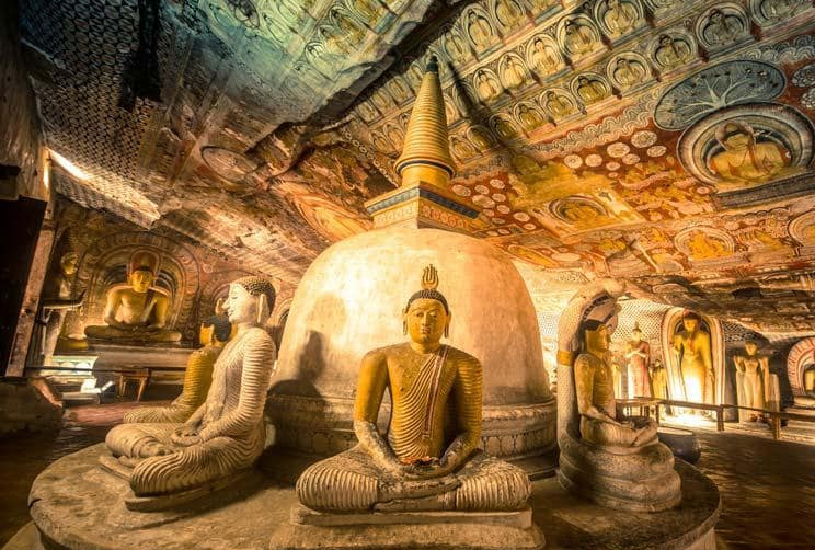 Buddhist statue at the Rock temple